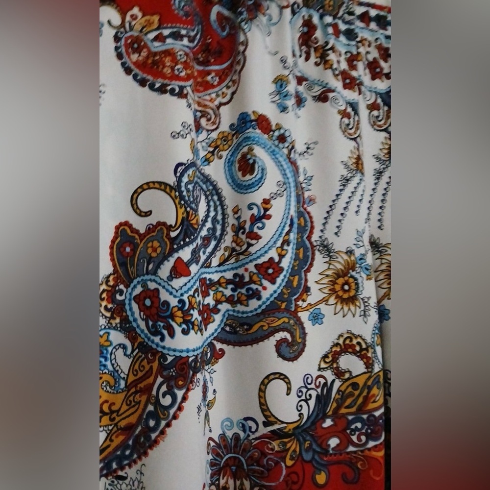 Melissa Paige Multicolor Paisley Pants are a size XL. - Picture 3 of 7